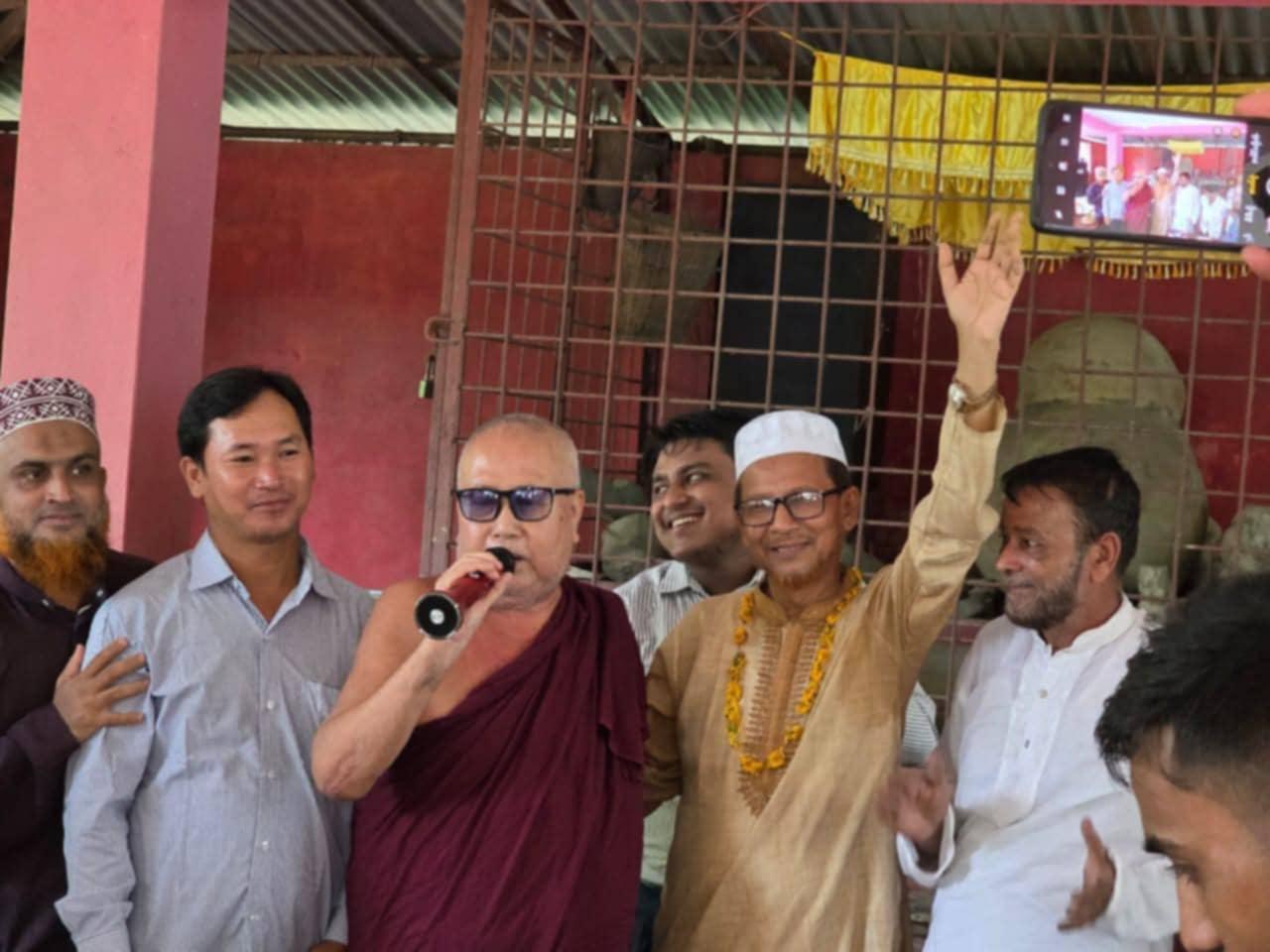 নাইক্ষ্যংছড়ির সোনাইছড়িতে দাঁড়ি পাল্লা মার্কা প্রতীকের সমর্থনে গণসংযোগ